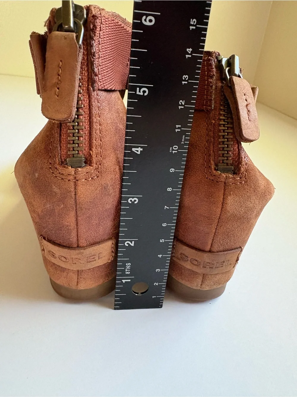 Sorel Joanie 2 Brown Ankle Strap Leather Wedge Sandals Open Toe Back Zip Size 10